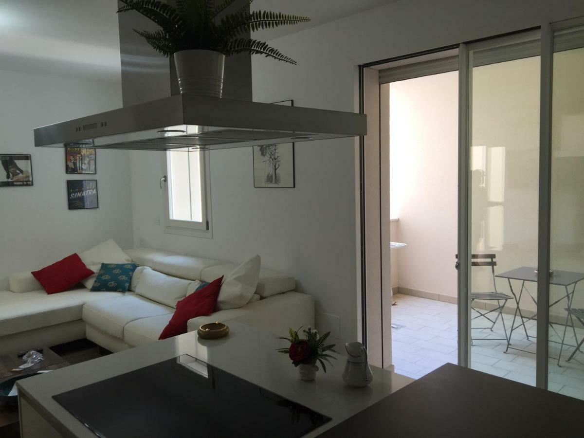 Modern Flat Lecce ++ Apartment Екстериор снимка