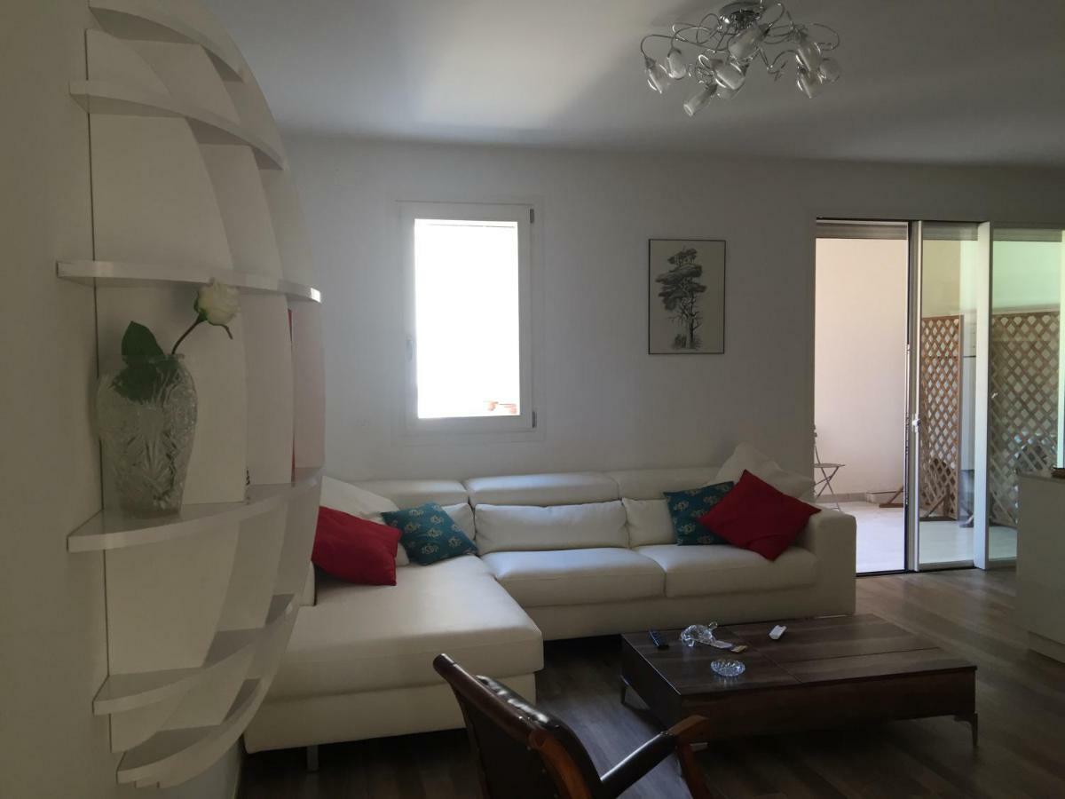 Modern Flat Lecce ++ Apartment Екстериор снимка